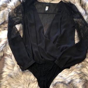 Windsor chiffon/lace long sleeve bodysuit